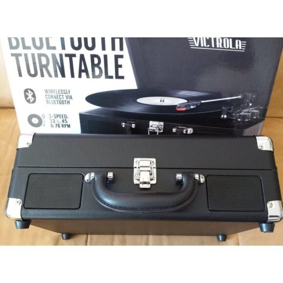 New Vintage 3-Speed Bluetooth Portable Suitcase Record Player with Built-inSpeak - Picture 2 of 3